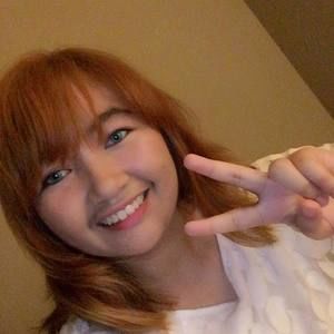 Meet your Posher, Alyssa joy